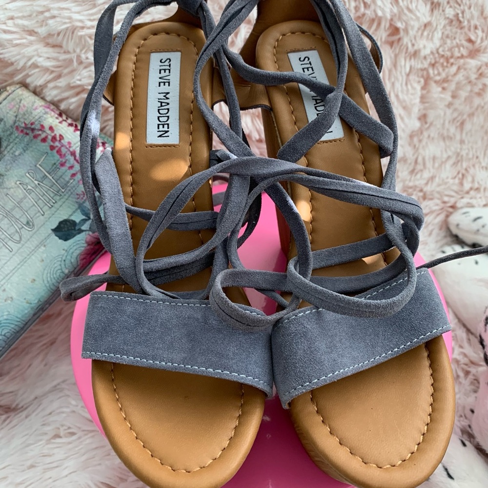 Steve Madden, Sexy Strap Platform Wedges